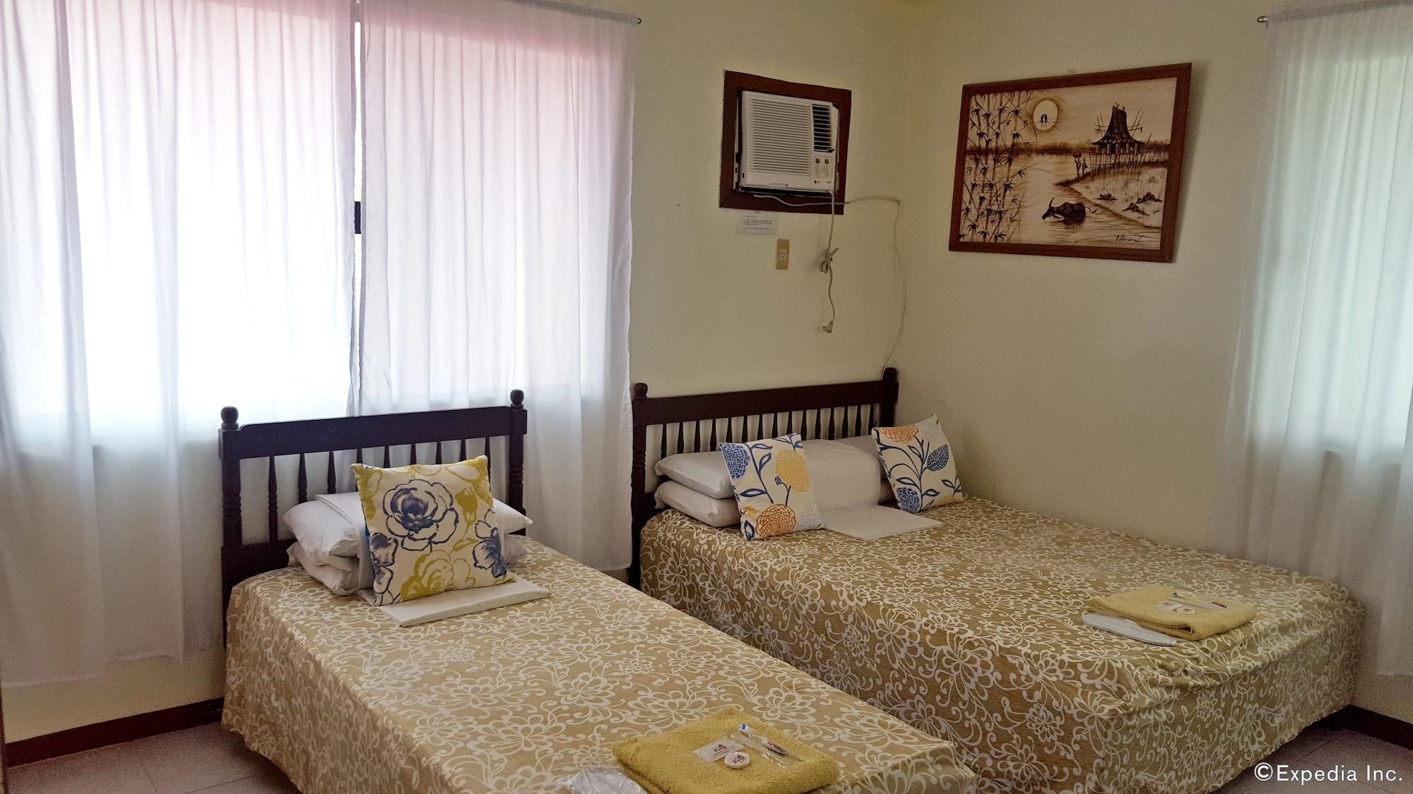 Lola Itang Pension House Tiniguiban 외부 사진