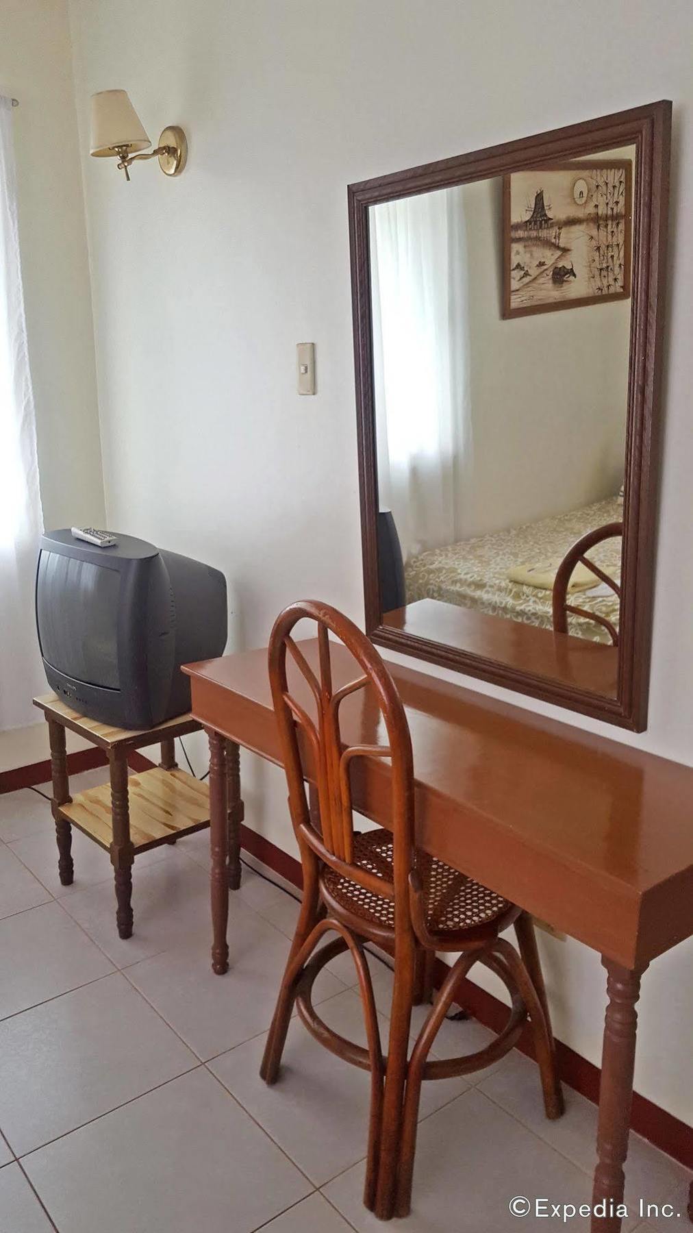 Lola Itang Pension House Tiniguiban 외부 사진